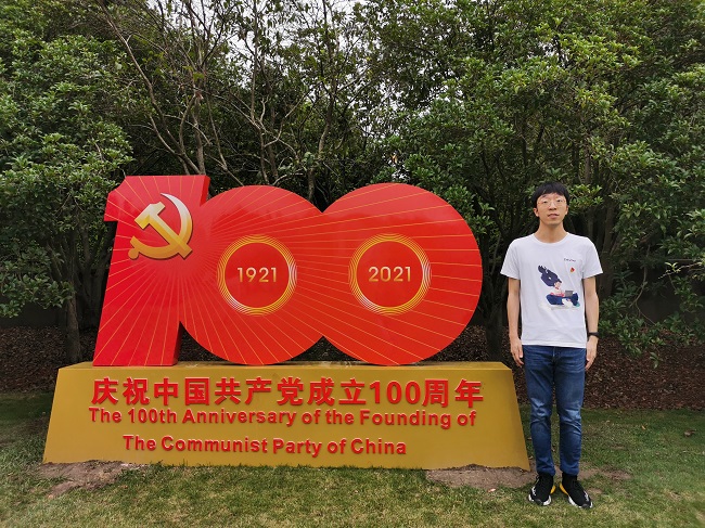 应泽林.jpg